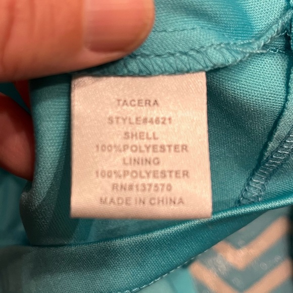 Short and flirty, turquoise chevron patterned dress. - Picture 7 of 7